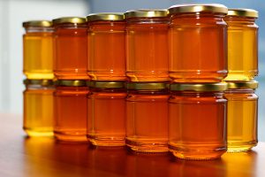 Storing and Preserving Natural Honey